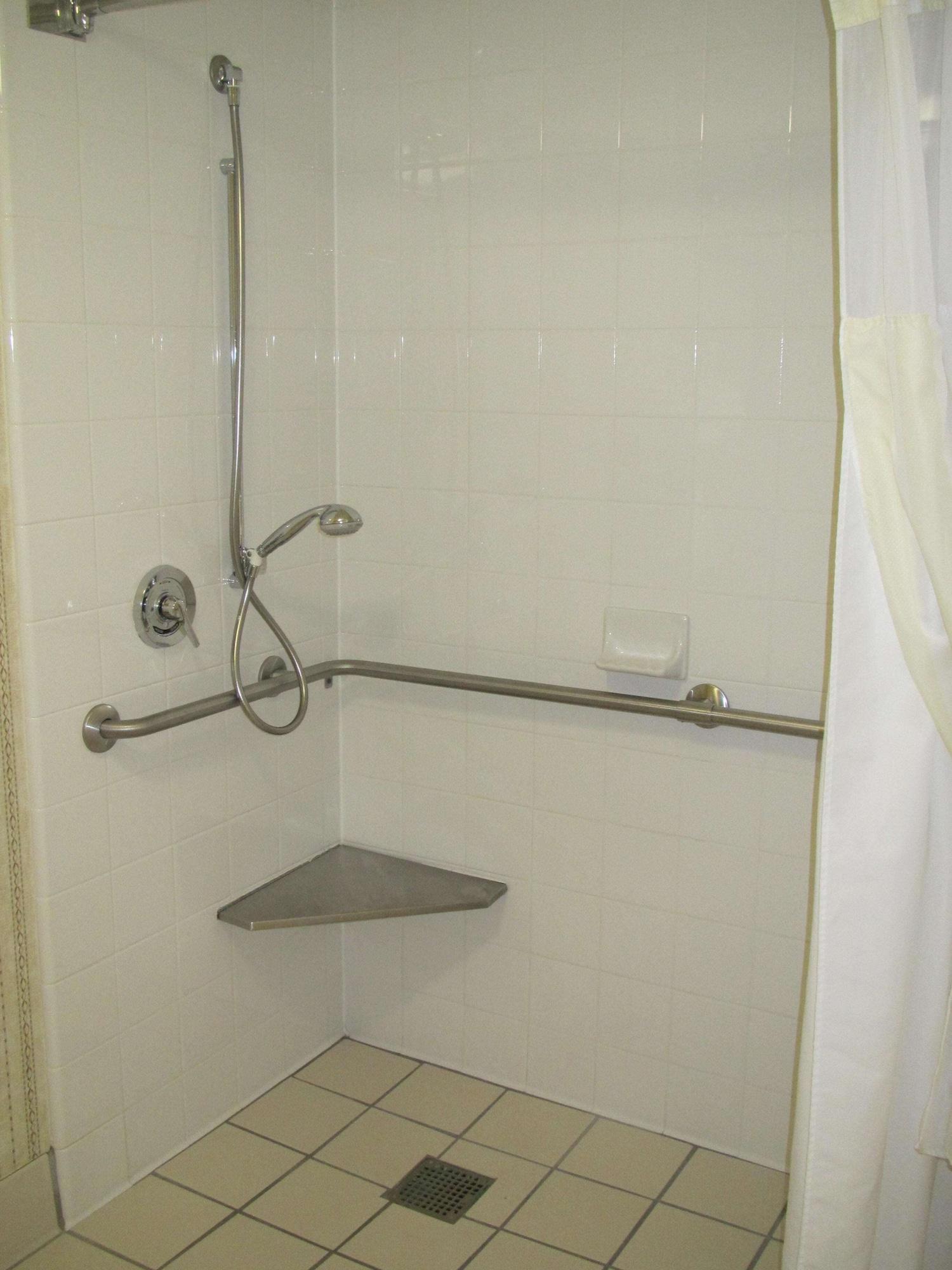 Hilton Garden 3*