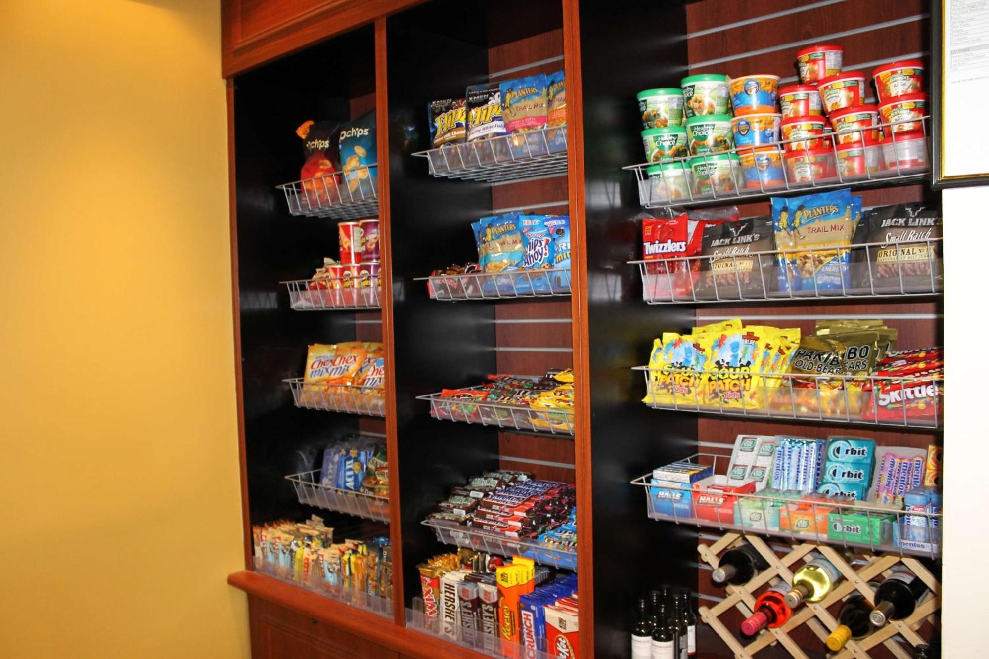 Hilton Garden Hotel Addison