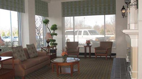 Hilton Garden Hotel 3*